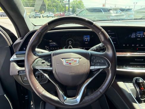 Used 2021 Cadillac Escalade ESV Premium Luxury Platinum w/ Heavy-Duty Trailer Package AWD/4WD image 32