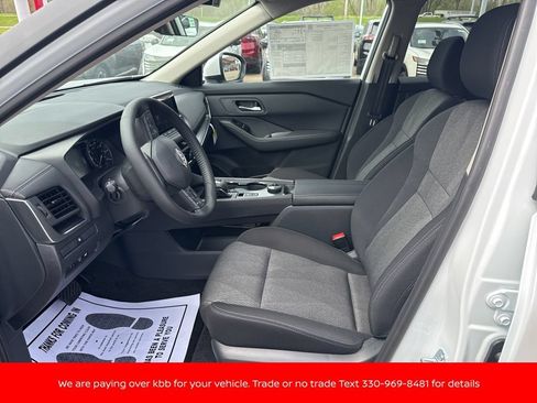 New 2026 Nissan Rogue SV w/ Cold Weather Package AWD/4WD image 12