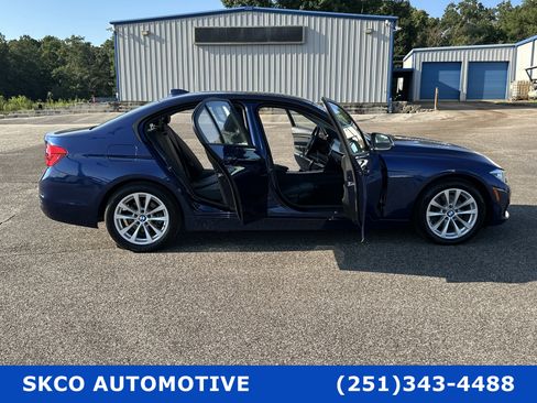 Used 2018 BMW 320i Sedan image 33