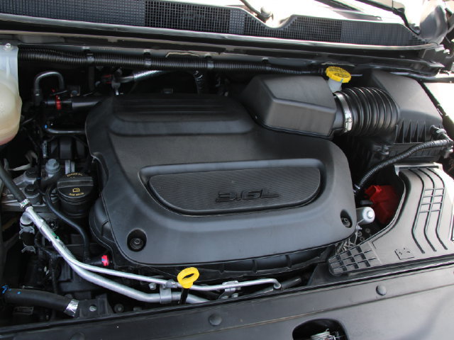 Used 2025 Chrysler Pacifica Select FWD image 32