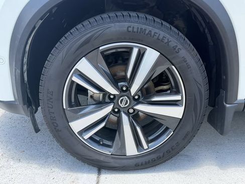 Used 2021 Nissan Rogue Platinum AWD/4WD image 10