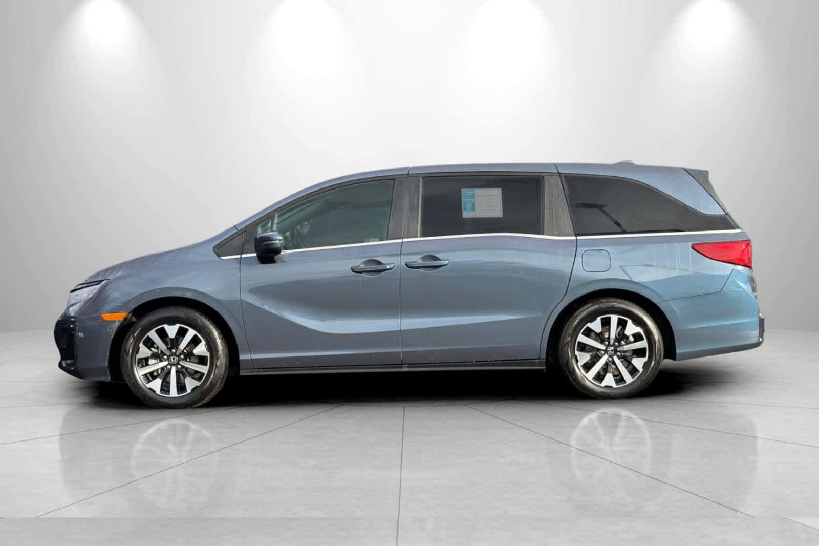 Used 2025 Honda Odyssey EX-L image 5