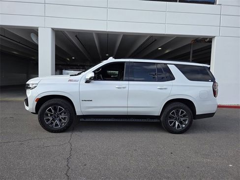 Certified 2023 Chevrolet Tahoe Z71 w/ Luxury Package image 3