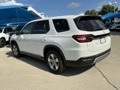 New 2025 Honda Pilot EX-L image 4