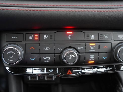 Certified 2024 Dodge Durango R/T image 34