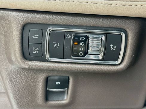 Used 2021 Lincoln Nautilus Reserve w/ Equipment Group 201A FWD image 11