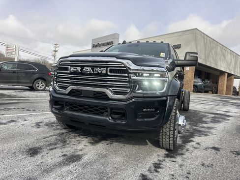 New 2026 RAM 5500 Laramie w/ Laramie Trim Package image 24