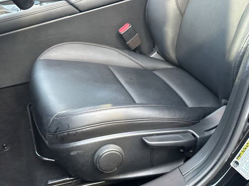 Used 2021 MAZDA MAZDA3 s image 14