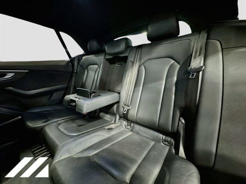 Used 2019 Audi Q8 Prestige w/ Luxury Package AWD/4WD image 26