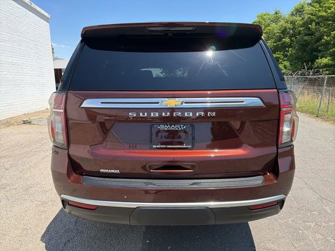 Used 2022 Chevrolet Suburban High Country AWD/4WD image 9