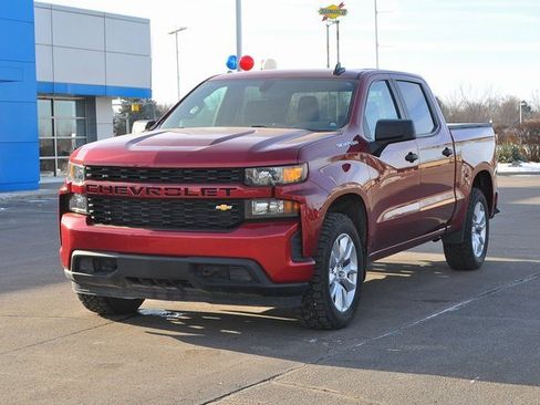 Used 2020 Chevrolet Silverado 1500 Custom w/ Custom Value Package image 7