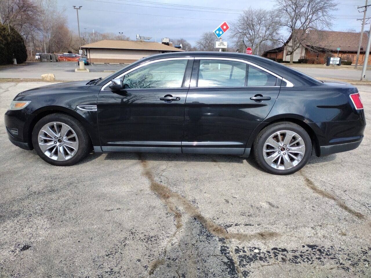 Used 2010 Ford Taurus Limited AWD/4WD image 3