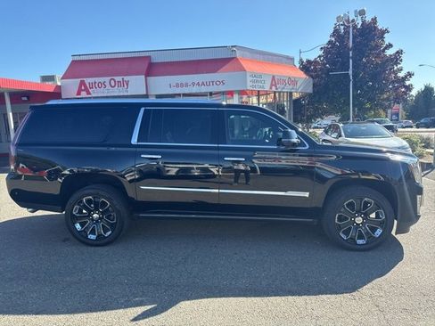 Used 2019 Cadillac Escalade ESV Platinum image 4