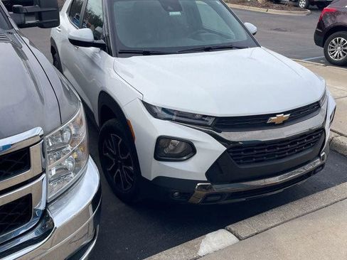 Used 2023 Chevrolet TrailBlazer ACTIV w/ Convenience Package image 4