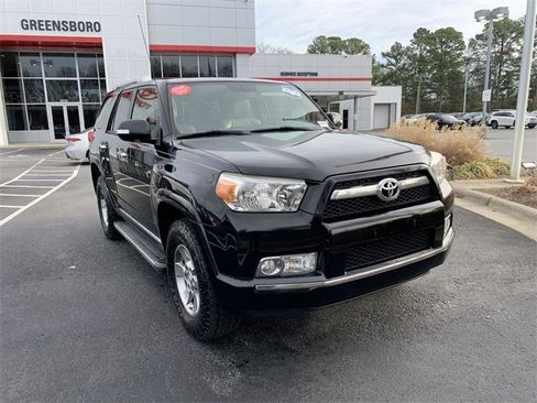 Used 2013 Toyota 4Runner Limited image 2