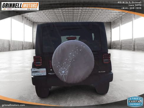 Used 2018 Jeep Wrangler Unlimited Sport S AWD/4WD image 6