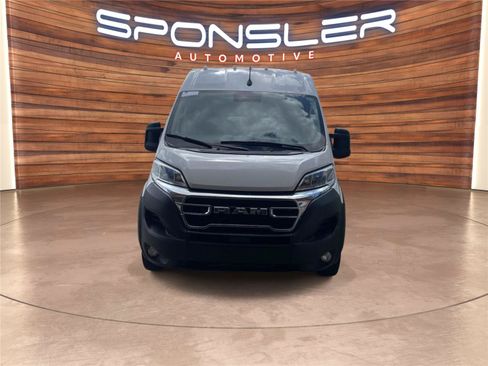 Used 2023 RAM ProMaster 2500 w/ Premium Appearance Group FWD image 10