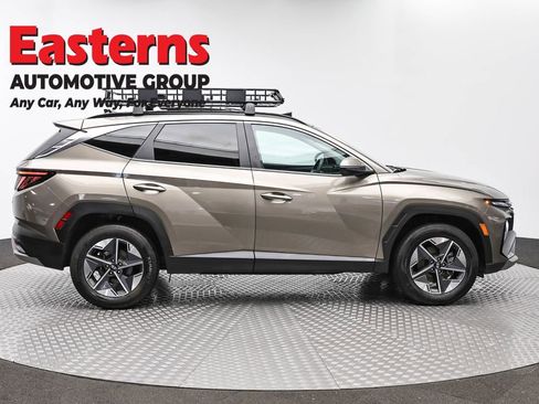 Used 2025 Hyundai Tucson SEL AWD/4WD image 4