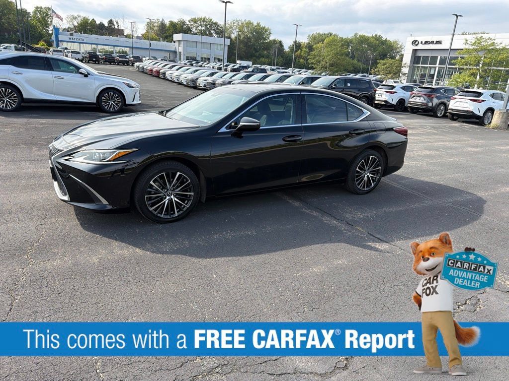 Used 2024 Lexus ES 250 w/ Premium Package AWD/4WD image 2