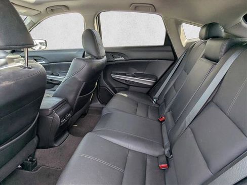 Used 2015 Honda Crosstour EX-L image 18