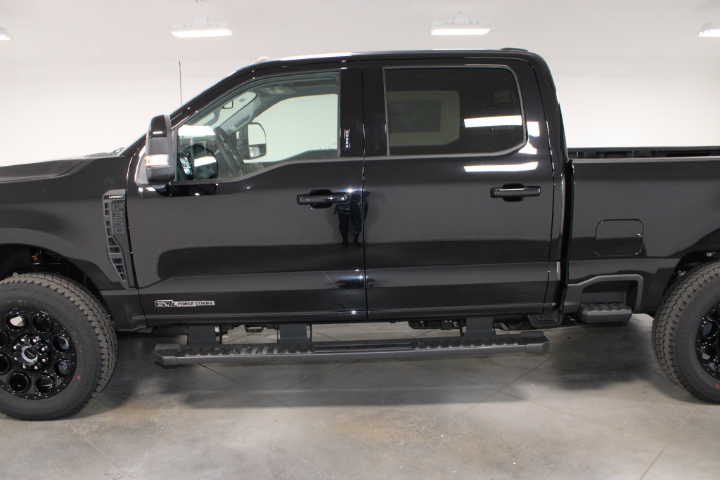 New 2026 Ford F350 Lariat w/ Black Appearance Package AWD/4WD image 5
