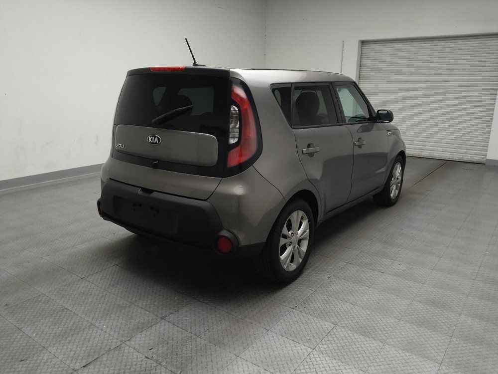 Used 2016 Kia Soul + FWD image 9