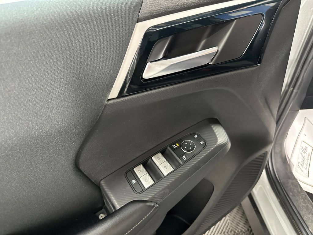 Used 2022 Mitsubishi Outlander ES AWD/4WD image 13