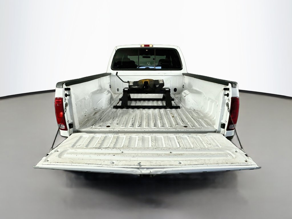Used 2004 Ford F350 Lariat AWD/4WD image 29