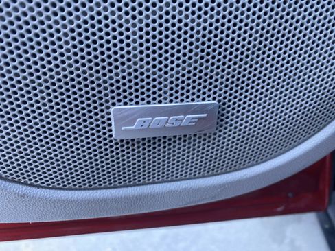 Used 2021 GMC Acadia SLT w/ Technology Package image 19