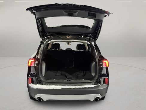 Used 2022 Ford Escape S image 8