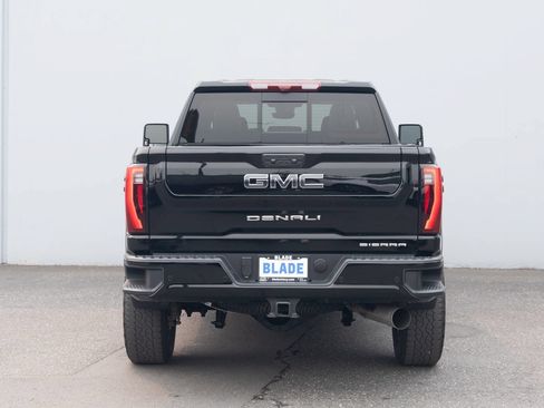 Used 2025 GMC Sierra 3500 Denali Ultimate AWD/4WD image 27