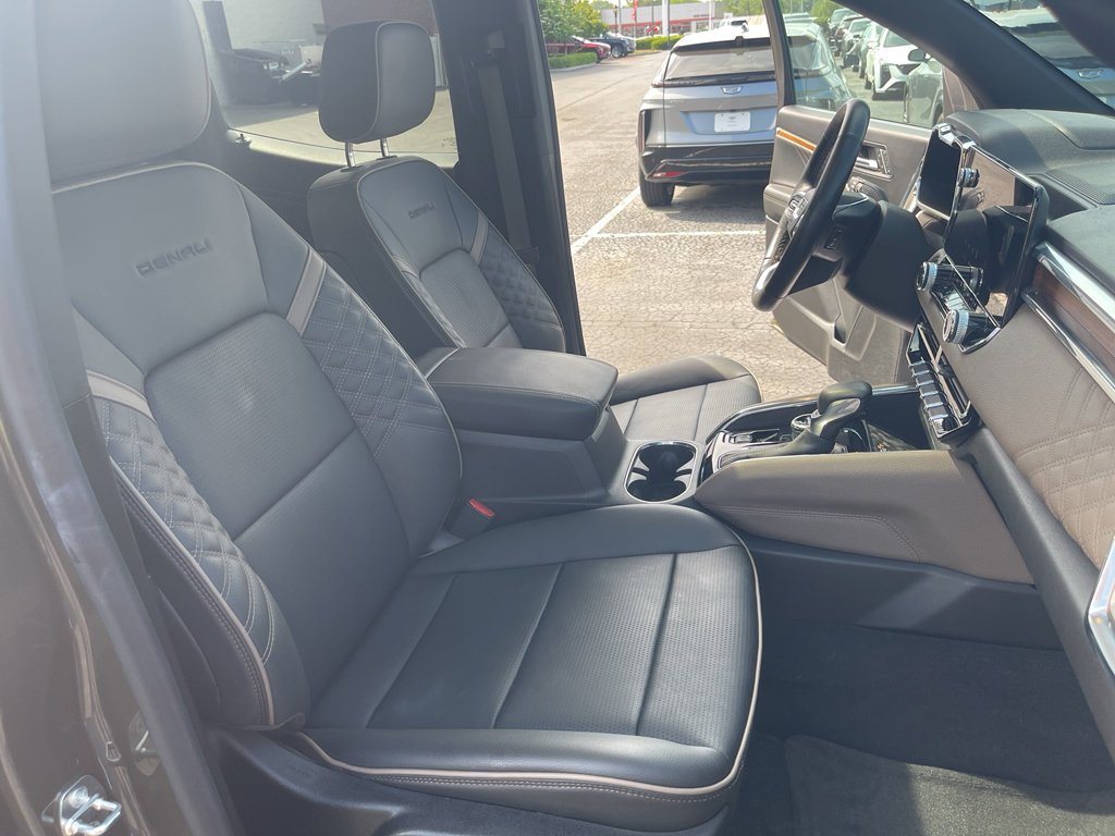 Used 2023 GMC Canyon Denali AWD/4WD image 28