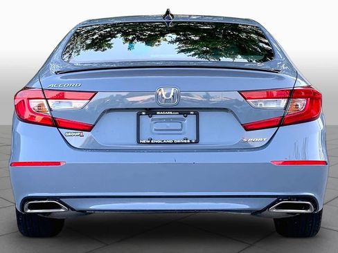 Used 2022 Honda Accord Sport image 5