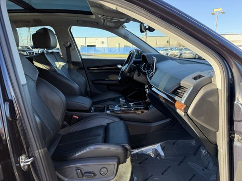 Used 2019 Audi Q5 2.0T Premium Plus w/ Premium Plus Package image 31
