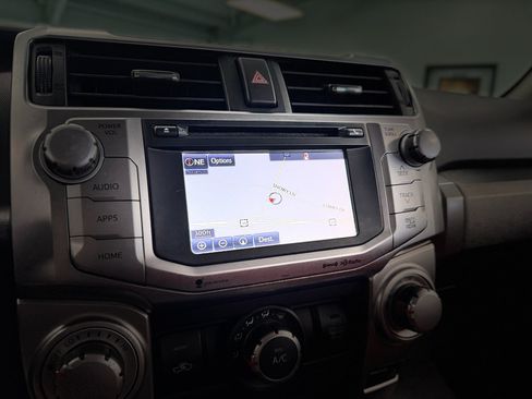 Used 2019 Toyota 4Runner SR5 AWD/4WD image 21