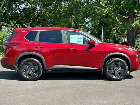 New 2026 Nissan Rogue SV AWD/4WD image 8
