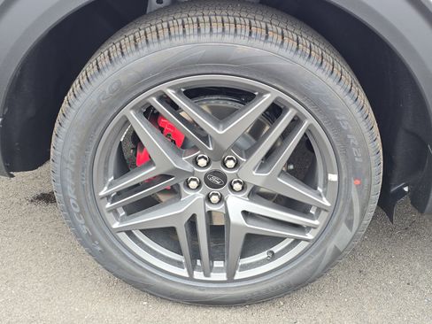 New 2026 Ford Explorer ST image 5