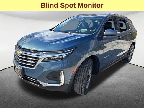 Used 2024 Chevrolet Equinox Premier AWD/4WD image 5
