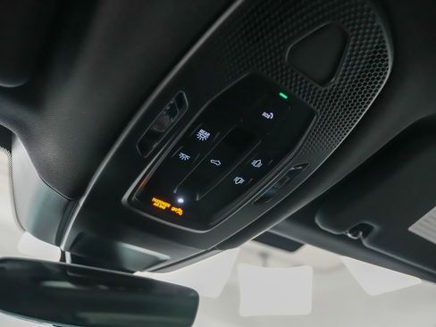 Certified 2025 Porsche Panamera 4 image 26