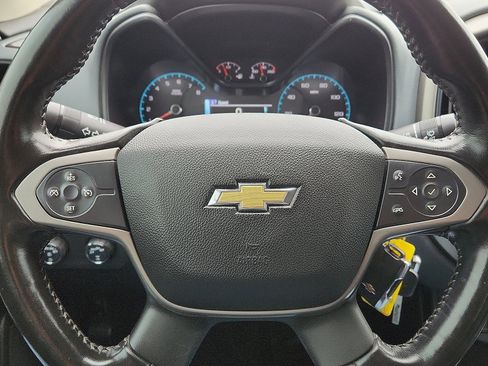 Used 2017 Chevrolet Colorado Z71 image 24