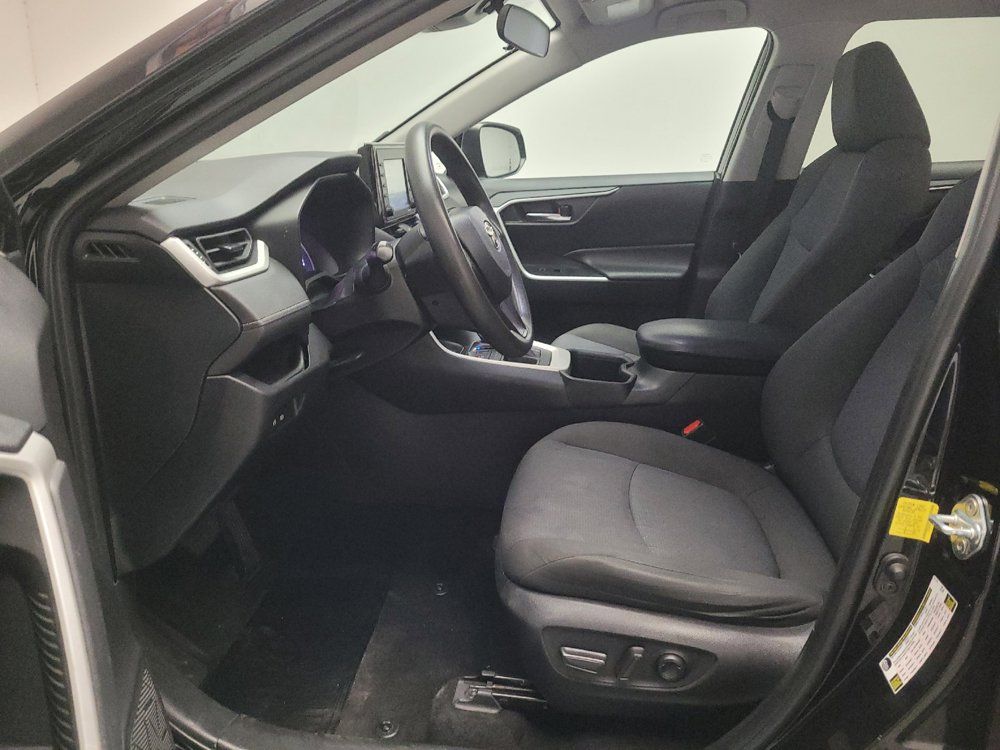 Used 2022 Toyota RAV4 XLE FWD image 17