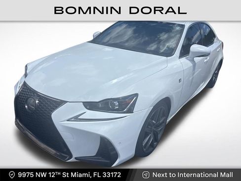 Used 2018 Lexus IS 300 F Sport w/ F Sport Package RWD image 1