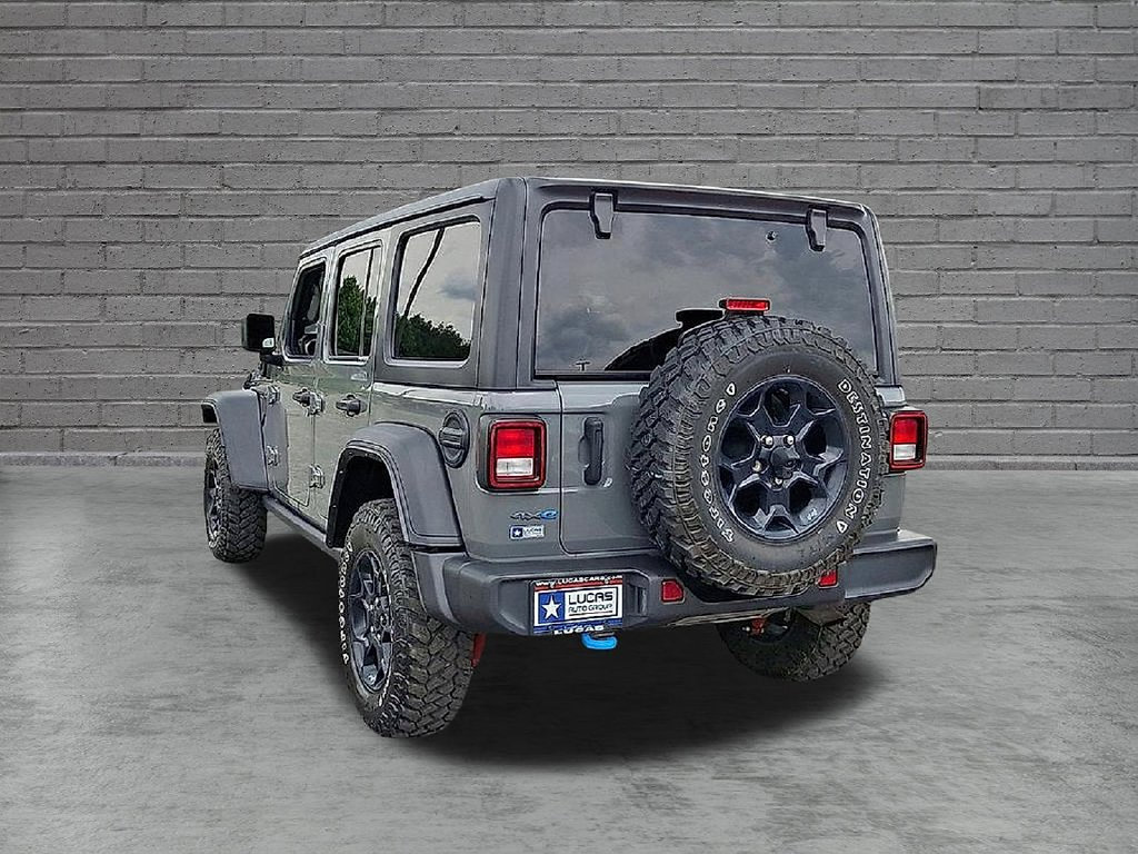 Used 2023 Jeep Wrangler Unlimited w/ Cold Weather Group AWD/4WD image 11