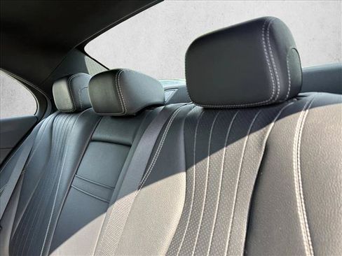 Used 2017 Mercedes-Benz E 300 4MATIC image 13