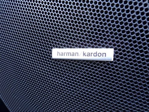 Used 2020 Subaru Forester Limited image 10