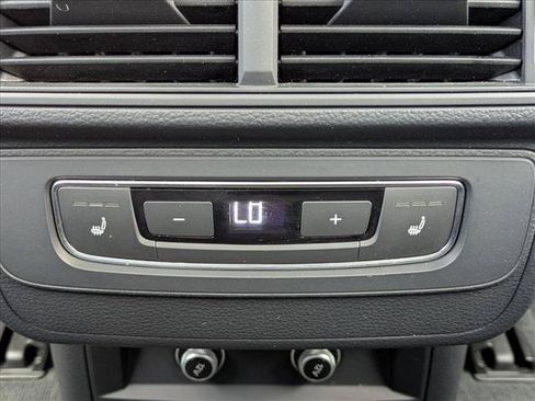 Used 2018 Audi Q7 3.0T Premium Plus w/ Premium Plus Package AWD/4WD image 18