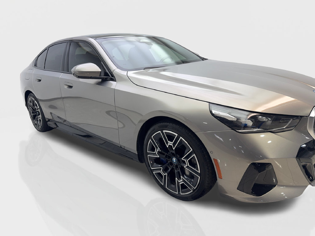 Used 2024 BMW i5 eDrive40i w/ M Sport Package RWD image 14