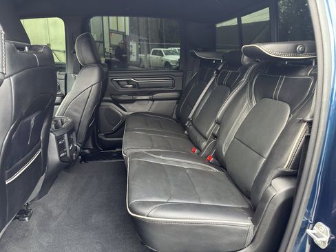 Used 2022 RAM 1500 Limited w/ Body-Colour Bumper Group image 16