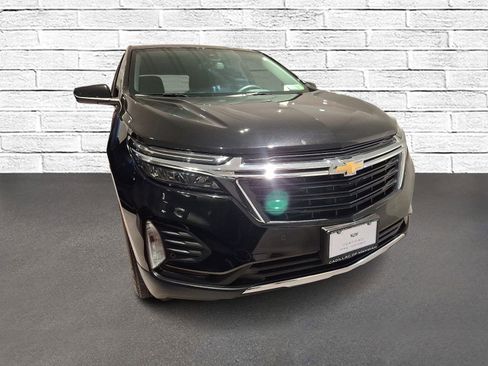 Used 2024 Chevrolet Equinox LT w/ LPO, Floor Liner Package AWD/4WD image 2