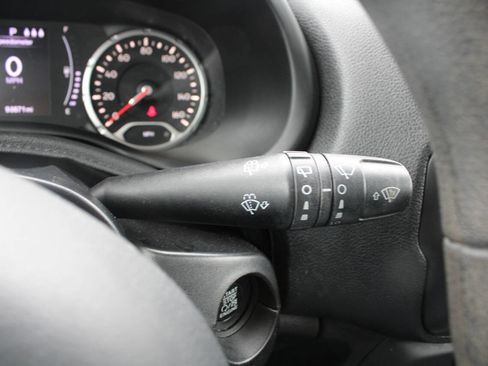 Used 2019 Jeep Renegade Sport w/ Sport Appearance Group image 95